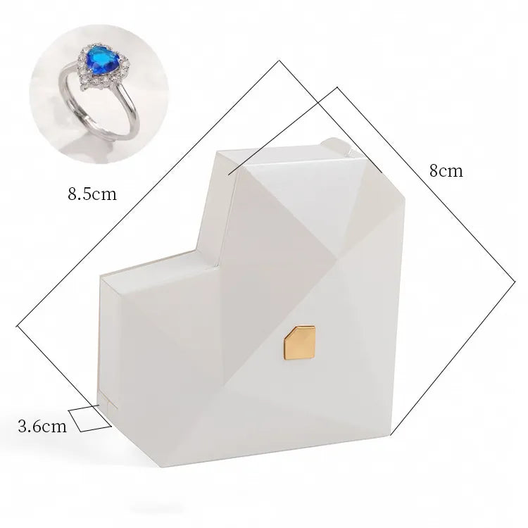 Adjustable Ring w/ Heart Box