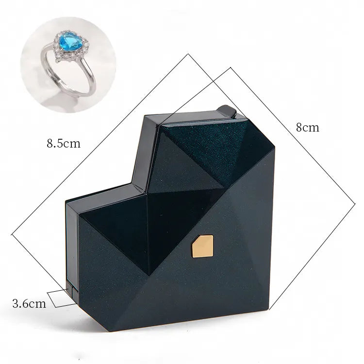 Adjustable Ring w/ Heart Box