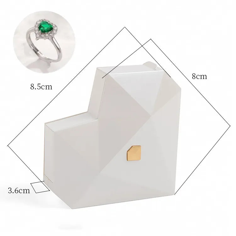 Adjustable Ring w/ Heart Box