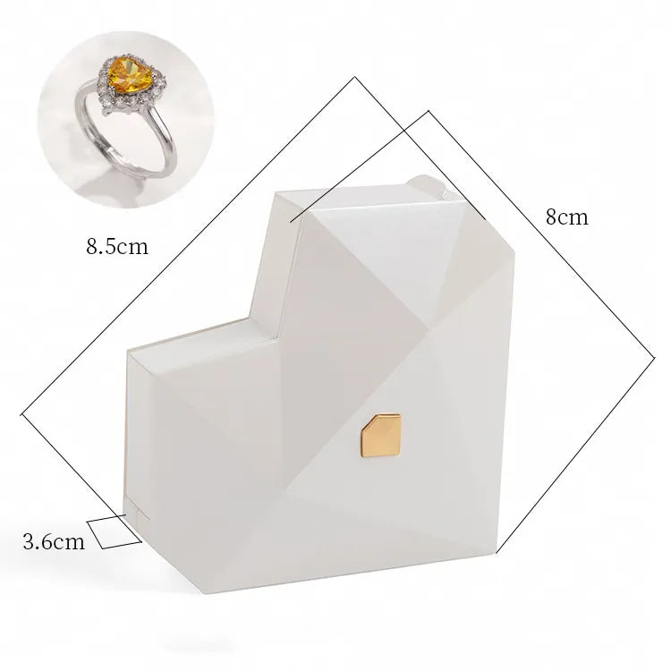 Adjustable Ring w/ Heart Box