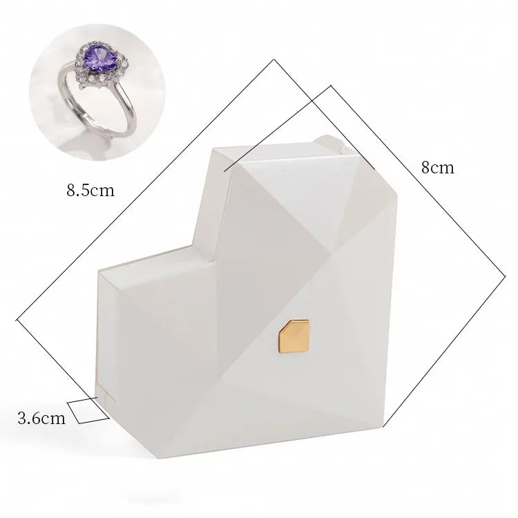 Adjustable Ring w/ Heart Box