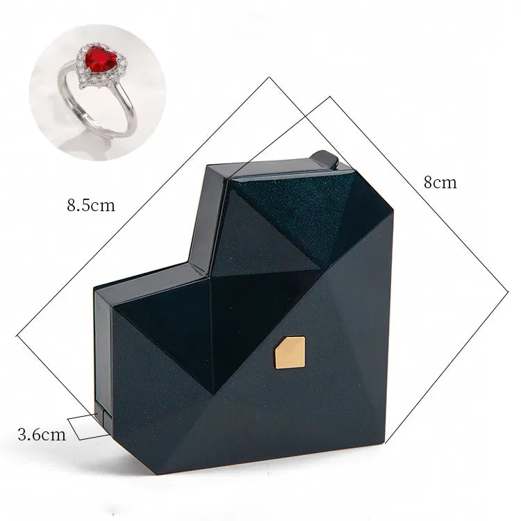Adjustable Ring w/ Heart Box